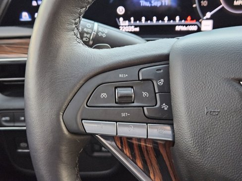 Certified 2024 Cadillac Escalade Premium Luxury image 28