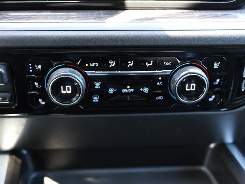 Certified 2024 Chevrolet Silverado 3500 LTZ w/ LTZ Premium Package image 32