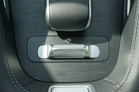 Certified 2025 Mercedes-Benz GLS 450 4MATIC image 43
