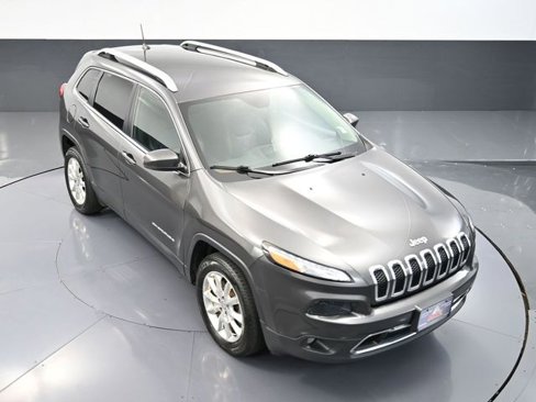Used 2017 Jeep Cherokee Limited w/ Trailer Tow Group image 51