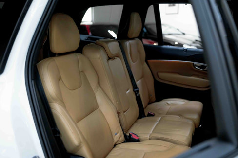 Used 2023 Volvo XC90 T8 Ultimate w/ Lounge Package image 72