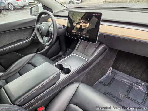 Used 2022 Tesla Model Y Performance image 35