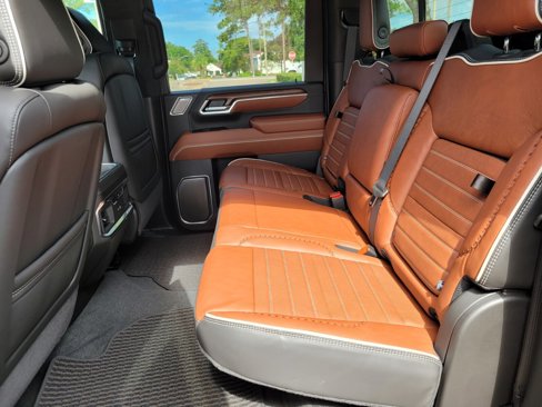 New 2025 GMC Sierra 3500 Denali Ultimate image 4