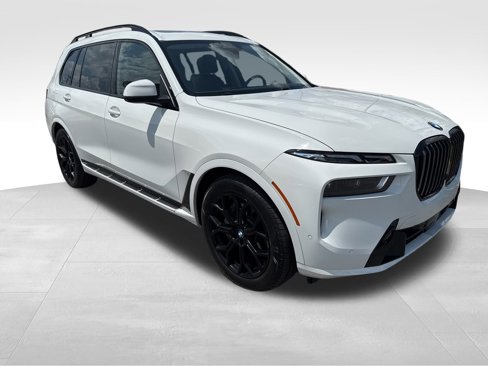 Used 2024 BMW X7 xDrive40i image 7