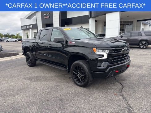 Used 2024 Chevrolet Silverado 1500 LT Trail Boss w/ Convenience Package II image 2