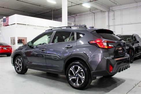 Used 2024 Subaru Crosstrek 2.0i Premium image 3