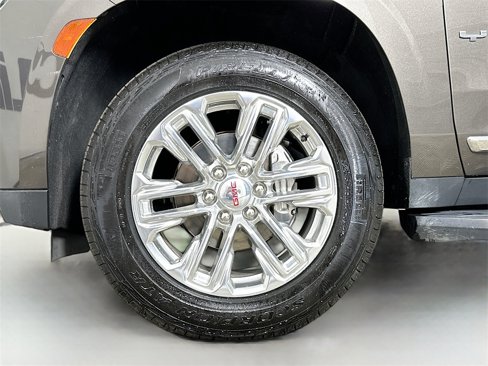 Used 2021 GMC Yukon SLT image 31