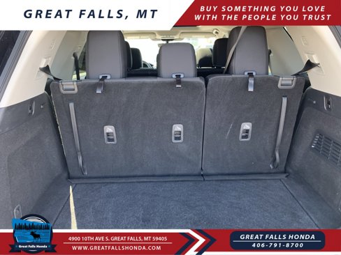 Used 2024 Nissan Pathfinder SV image 11