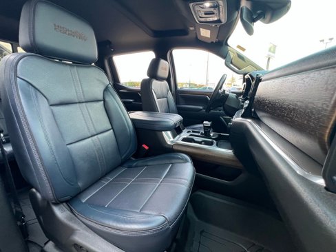 Used 2023 Chevrolet Silverado 1500 High Country w/ Z71 Off-Road Package image 30