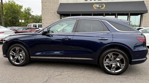 Used 2024 Genesis Electrified GV70 Advanced image 2