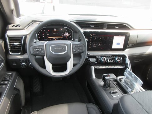 New 2026 GMC Sierra 1500 Denali w/ Denali Reserve Package image 17