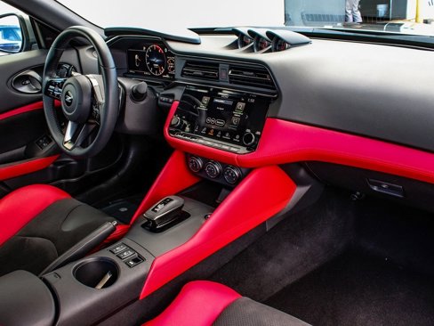 Used 2025 Nissan Z Performance w/ Floor Mat Package image 35