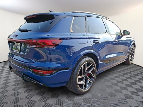 New 2025 Audi SQ6 e-tron Prestige image 6