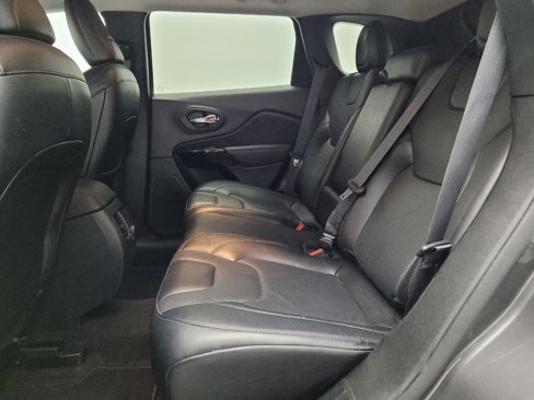 Used 2023 Jeep Cherokee Altitude Lux image 18