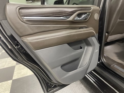 Used 2023 GMC Yukon Denali image 15