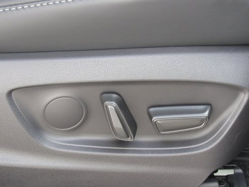 New 2026 Toyota Crown XLE image 21