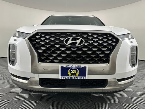 Used 2022 Hyundai Palisade Calligraphy image 2