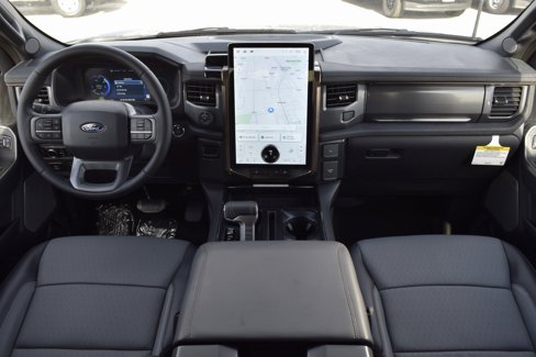 New 2025 Ford F150 Lightning Lariat image 7