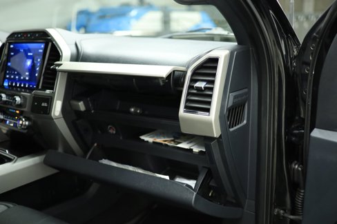 Used 2022 Ford F350 Lariat w/ Tremor Off-Road Package image 60