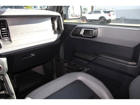Used 2024 Ford Bronco Big Bend image 8