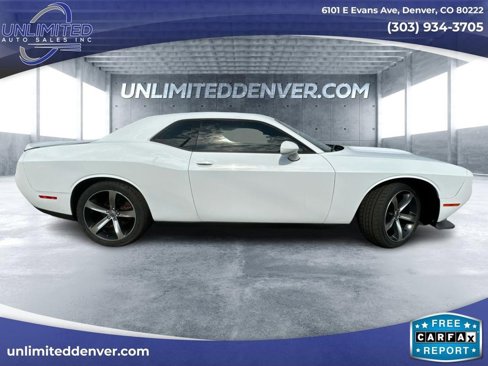 Used 2019 Dodge Challenger R/T w/ Driver Convenience Group image 2