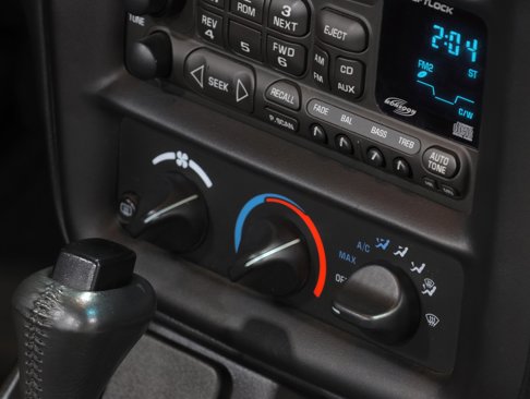 Used 2002 Chevrolet Camaro Z28 w/ SS Performance/Appearance Pkg image 85