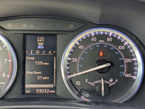 Used 2016 Toyota Highlander XLE image 11