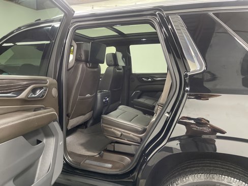 Used 2023 GMC Yukon Denali image 13