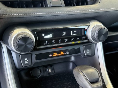 Certified 2024 Toyota RAV4 LE image 27