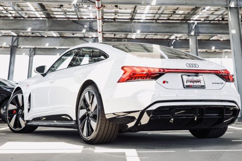 New 2025 Audi S e-tron GT Premium Plus image 6