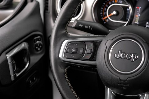 Used 2022 Jeep Wrangler Unlimited Sahara w/ Cold Weather Group image 27