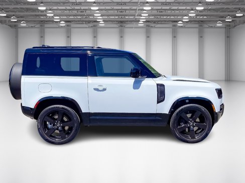 New 2024 Land Rover Defender 90 X-Dynamic SE image 6