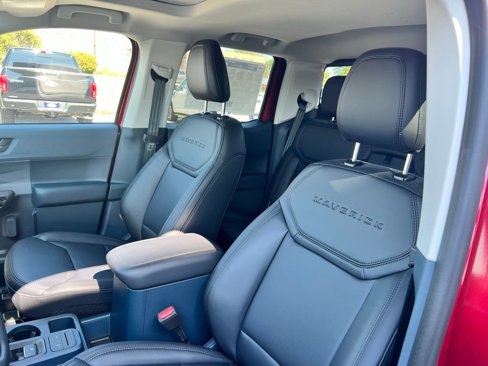 New 2025 Ford Maverick Lariat image 7