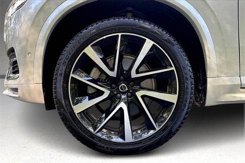 Certified 2024 Volvo XC90 B6 Plus w/ Protection Package Premier image 28