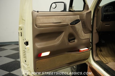 Used 1995 Ford Bronco Eddie Bauer image 35
