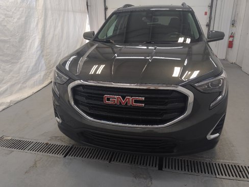 Used 2021 GMC Terrain SLE w/ Driver Convenience Package image 15
