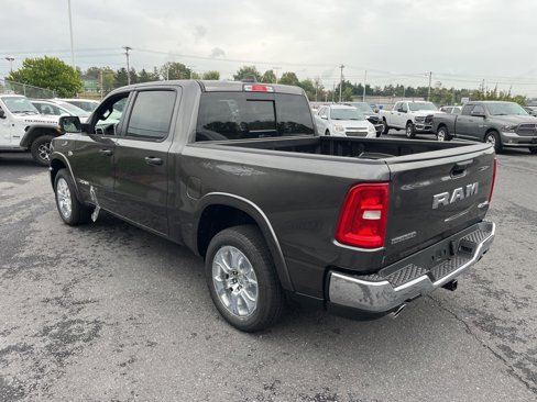 New 2026 RAM 1500 4x4 Crew Cab image 9
