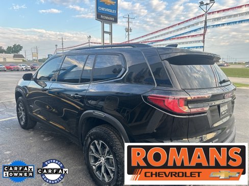 Used 2024 GMC Acadia AT4 w/ Luxury Package image 5