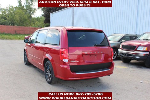 Used 2016 Dodge Grand Caravan R/T image 6