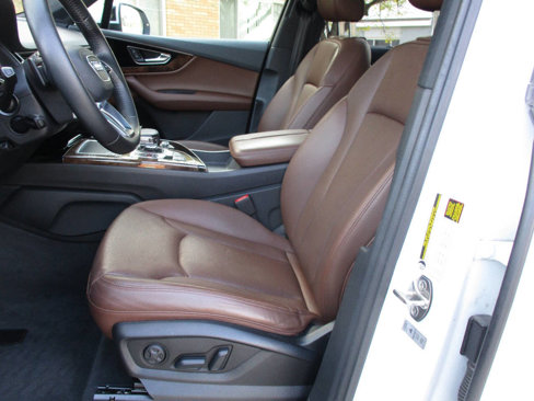 Used 2017 Audi Q7 3.0T Prestige w/ Prestige Package image 18