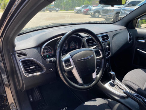 Used 2013 Chrysler 200 Touring w/ Cold Weather Group image 10