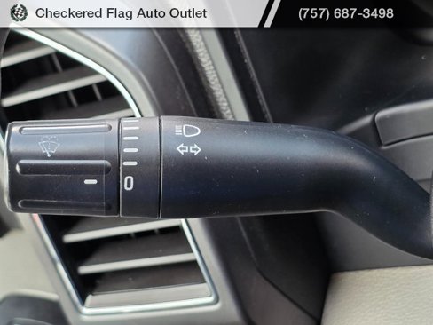 Used 2018 Ford F150 XLT image 28