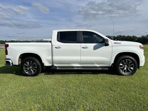 Used 2022 Chevrolet Silverado 1500 RST w/ Z71 Off-Road Package image 4