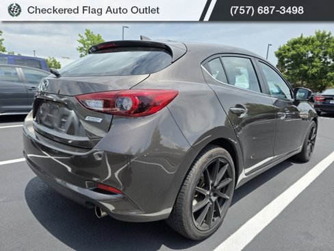 Used 2017 MAZDA MAZDA3 Grand Touring image 6