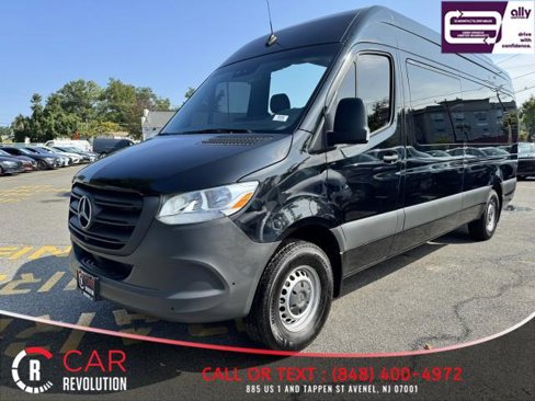 Used 2024 Mercedes-Benz Sprinter 2500 image 3