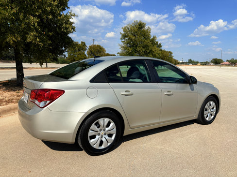 Used 2014 Chevrolet Cruze LS image 42