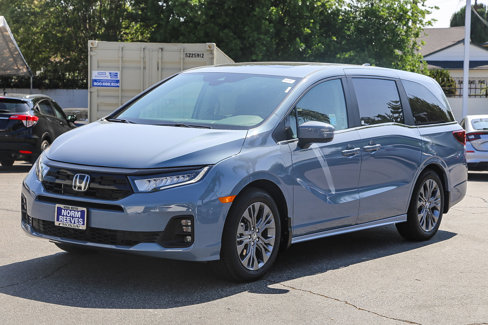 New 2026 Honda Odyssey Touring image 3