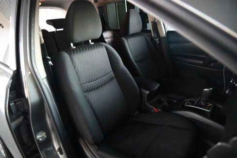 Used 2020 Nissan Rogue S image 19