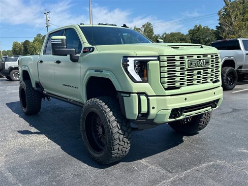 New 2025 GMC Sierra 2500 Denali w/ Denali Reserve Package image 4
