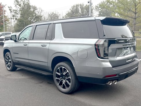 New 2026 Chevrolet Suburban RST image 5